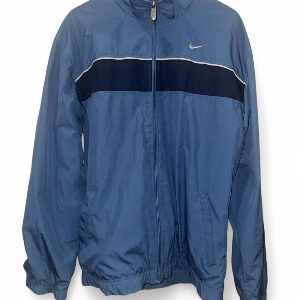 Vintage Nike Men's Two-Tone Blue Windbreaker